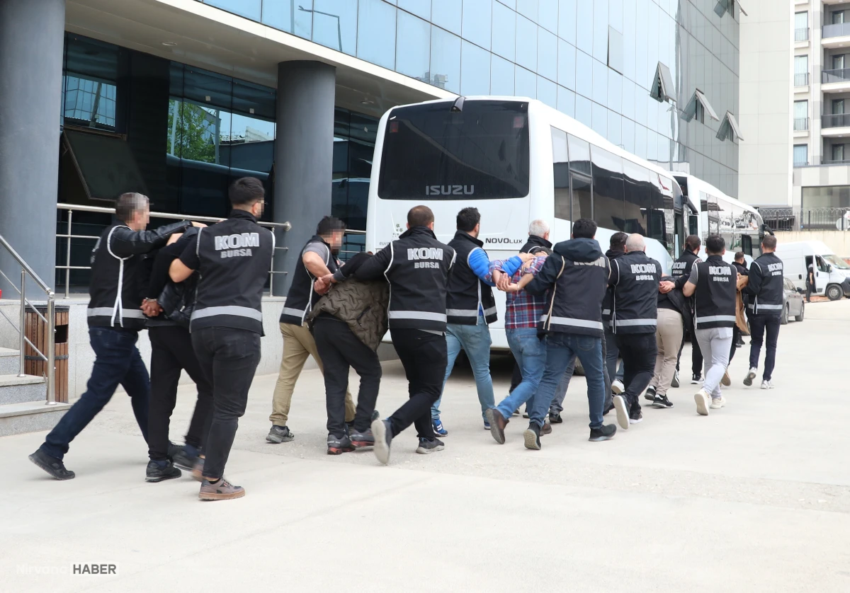 Bursa'da çiftçileri hedef alan tefecilik çetesine darbe: 11 tutuklama
