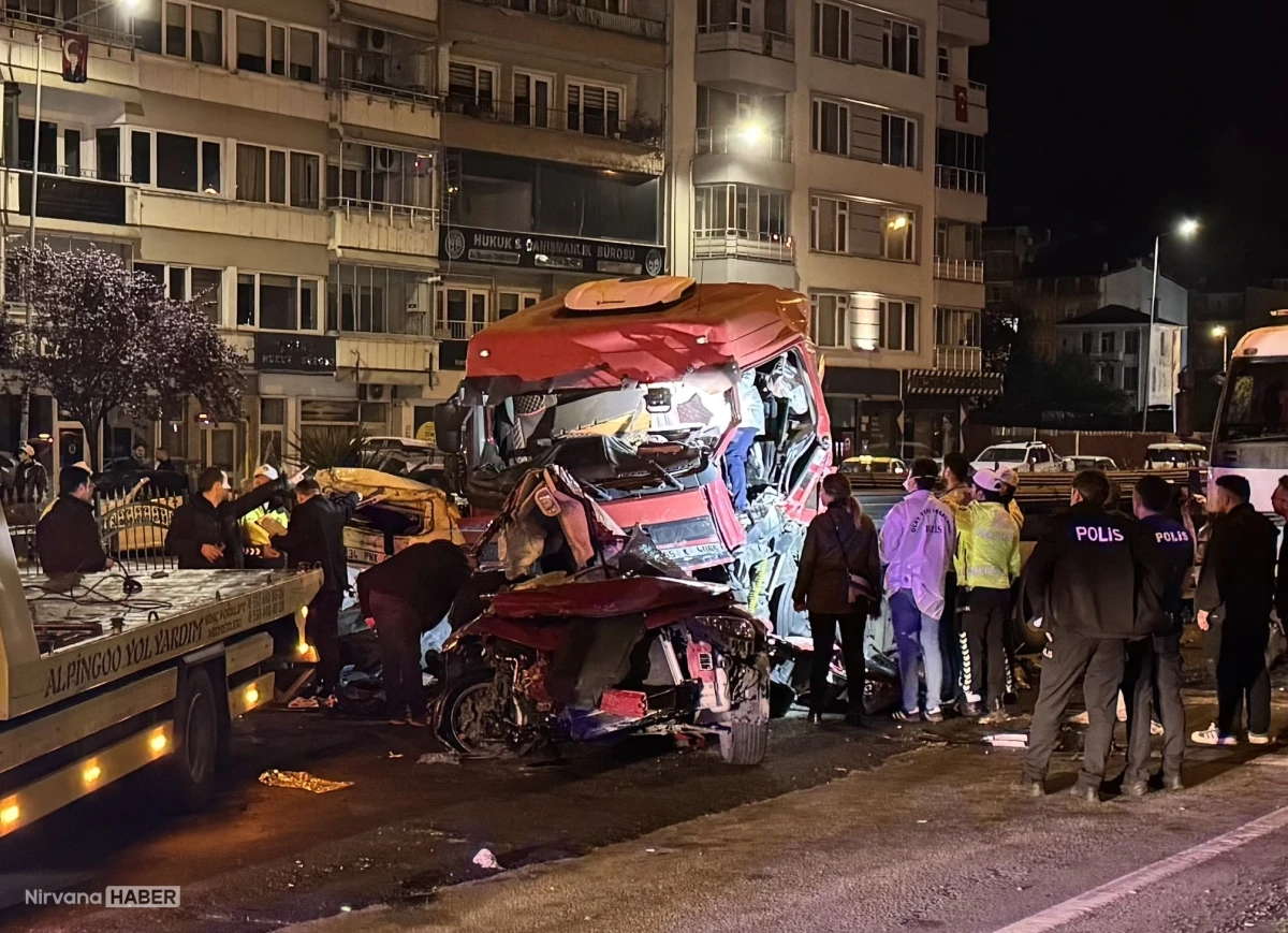 Tır dehşet saçtı: Giresun’daki kazada 5 kişi hayatını kaybetti