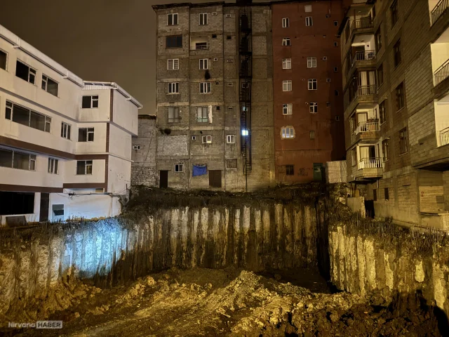 Hakkari'de temel kazısı tehlike yarattı: Çatlaklar oluşan 6 bina tahliye edildi