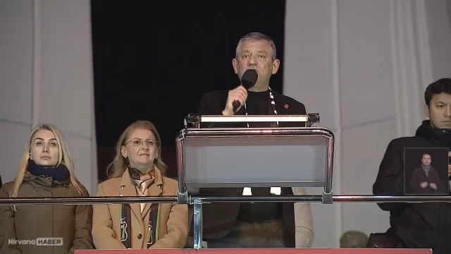 Özgür Özel Bakırköy’den sert mesajlar verdi: “İddianameye yazacak bir şey yok”