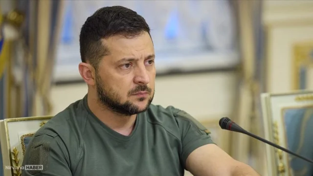 Zelenskiy: "Ruslar, ilk kez geçit töreninde silah bulunduramayacak"