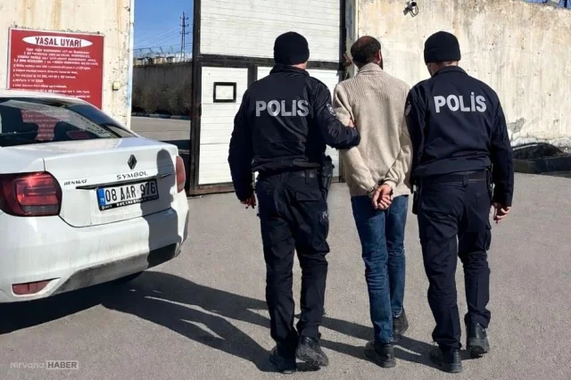 Erzurum'da araçta uyuşturucuyla yakalanan şüpheli tutuklandı