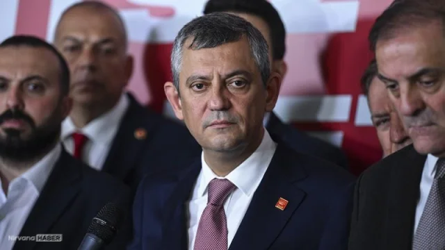 CHP Genel Başkanı Özel, Dünya Kupası'na gitmeye hak kazanan A Milli Futbol Takımı'nı tebrik etti