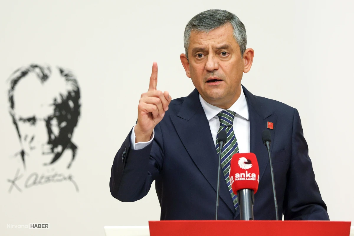 Özgür Özel’den sert mesaj: “Gücümüzün son damlasına kadar devam edeceğiz”