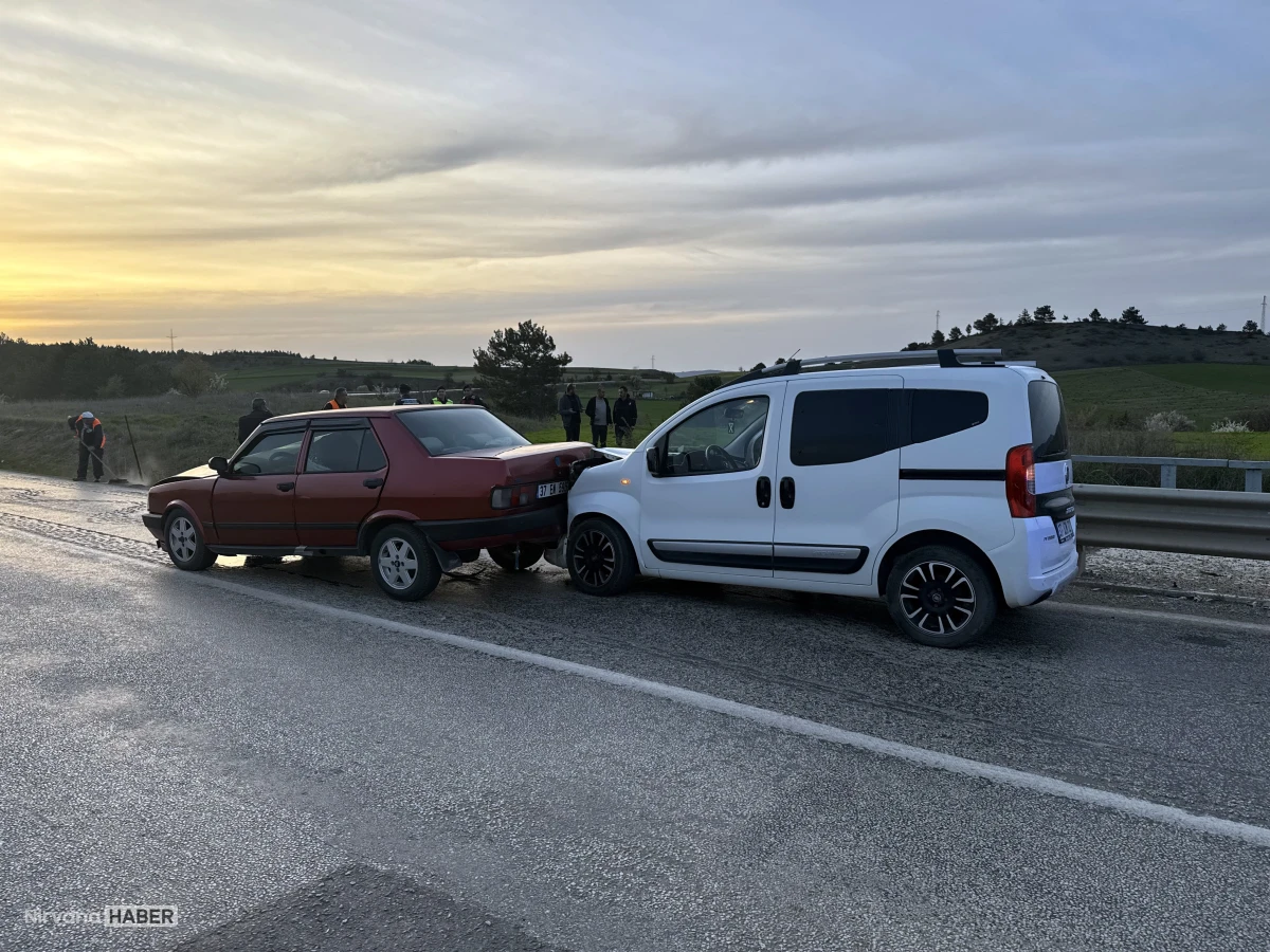 Kastamonu'da zincirleme kazada 4 kişi yaralandı