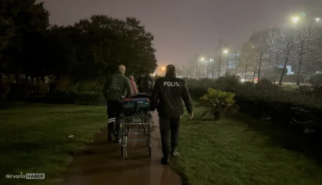 Ümraniye'deki bir parkta erkek cesedi bulundu
