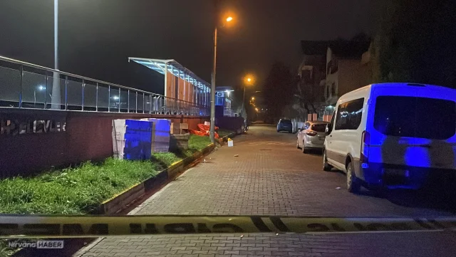 Sakarya’da tren durağında silahlı olay: Eşini vurduktan sonra intihar etti