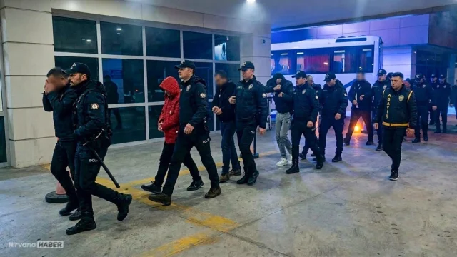 Manisa merkezli dolandırıcılık operasyonu: 7 ilde baskın, 10 şüpheli tutuklandı