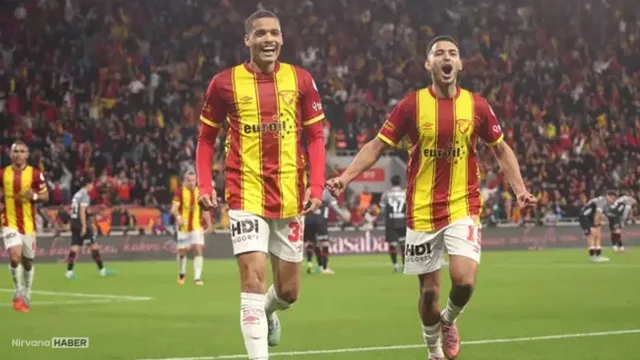 Dolmabahçe’de ağır darbe! Beşiktaş, 4 golle avantaj kazandı