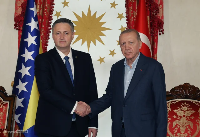 Erdoğan, Becirovic’i İstanbul’da resmi törenle karşıladı