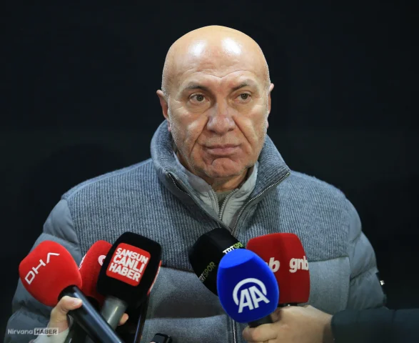 Samsunspor Başkanı: Cumhurbaşkanımıza sesleniyorum bu futbola bir neşter vur