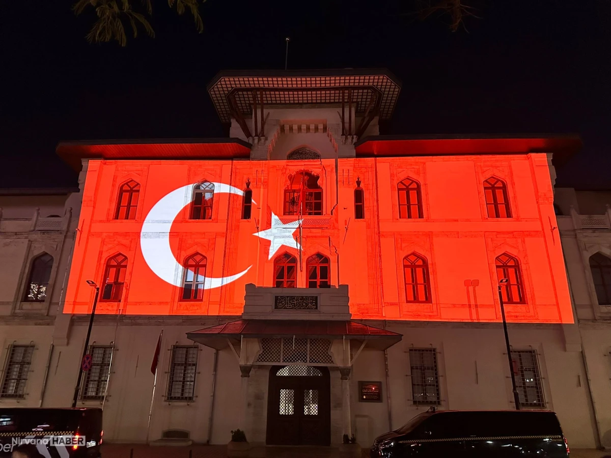İstanbul'un fethinin 573. yıl dönümü coşkuyla kutlanıyor