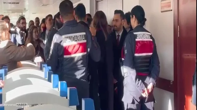 İBB davasında gerilim sürüyor! Mahkeme başkanı: "Sizin yüzünüzden yargılamaya başlayamıyorum"