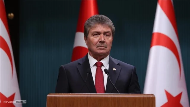 KKTC Başbakanı Ünal Üstel’den İngiltere’ye net mesaj: “Kıbrıs savaşın parçası olmamalı”