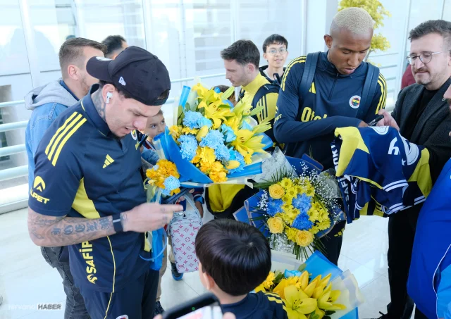 Fenerbahçe kafilesi kupa maçı için Konya'ya ulaştı