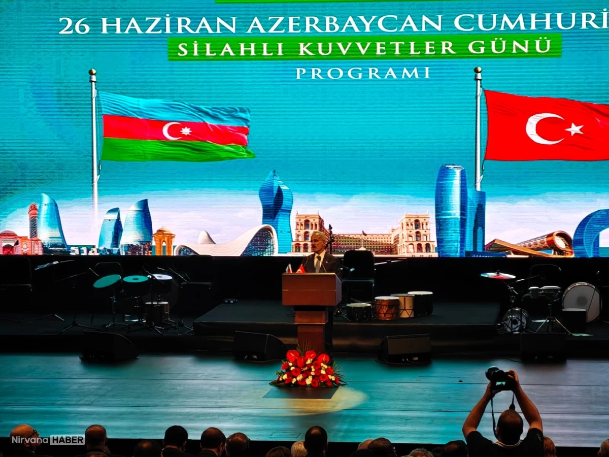 Ulaştırma ve Altyapı Bakanı Uraloğlu Türkiye ile Azerbaycan arasındaki stratejik ortaklığı vurguladı