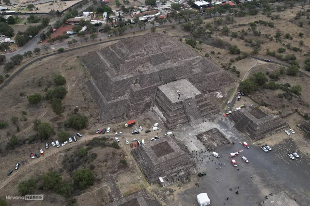 Meksika’daki Teotihuacan piramitlerinde silahlı saldırı düzenlendi.