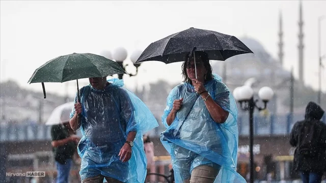 Meteorolojiden Türkiye genelinde yağmur, kar ve toz fırtınası uyarısı