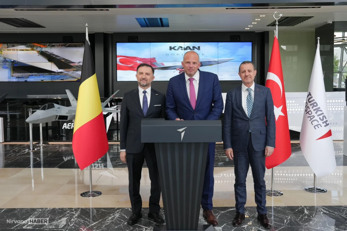 Belçika Savunma Bakanı Francken TUSAŞ'ı ziyaret etti