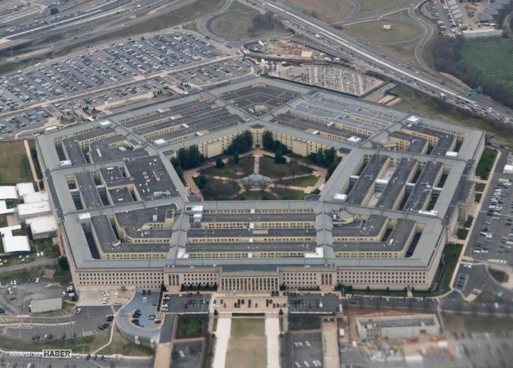 Pentagon’da tehlikeli madde alarmı: Bazı katlar tahliye edildi