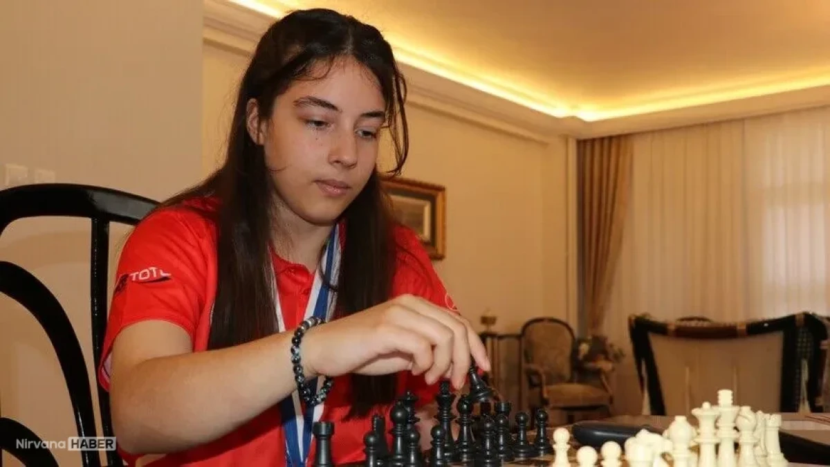 Milli satranççı Beren Kalyoncu'dan yeni bir başarı: WFM ünvanını aldı