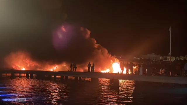 Bodrum’da marina yangını: 5 motoryat alev alev yandı