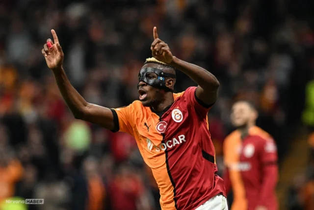 Galatasaray'ın golcüsü Osimhen sahalara döndü