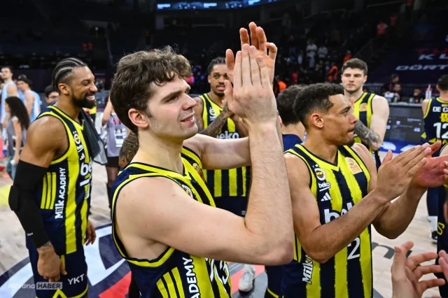 Fenerbahçe Beko finalde! Türk Telekom’u 86-78 mağlup etti