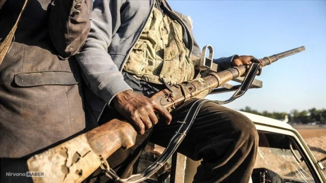 Benin’de askeri mevziye terör saldırısı: 15 asker hayatını kaybetti
