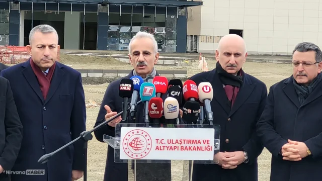 Bakan Uraloğlu: İran, Irak, Suriye, Lübnan ve Ürdün’e olan bütün uçuşlar iptal