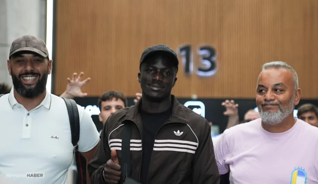 Beşiktaş’ın yeni yıldızı Kassoum Ouattara İstanbul’da