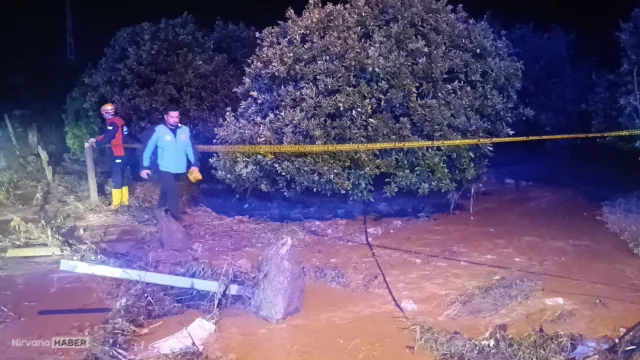 Adana'nın Kozan ilçesinde selde 1 kişi hayatını kaybetti