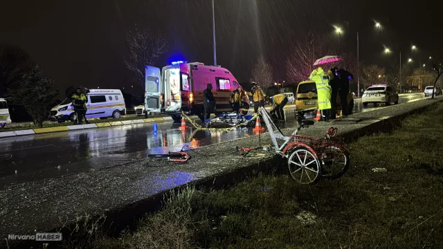 Erzincan’da trafik kazası can aldı: Üç tekerli bisiklet ile taksi çarpıştı