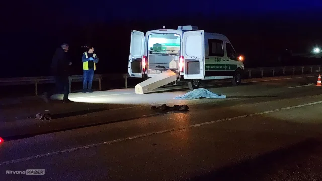 Bursa’da feci kaza: Yolun karşısına geçmek isteyen yaşlı adama çarptı
