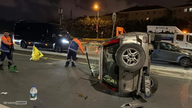 Kağıthane’de alkollü sürücünün kullandığı otomobil devrildi