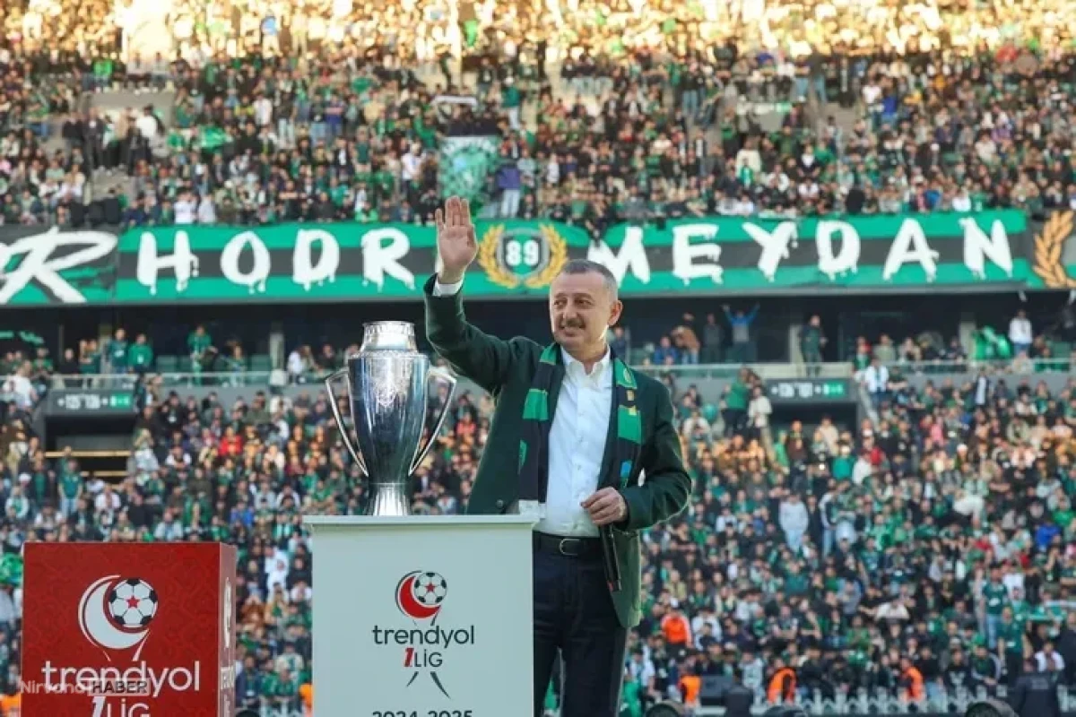 Kocaelispor 60.yıl... "En zor zamanlarda takımın yanında hodri meydan vardı"