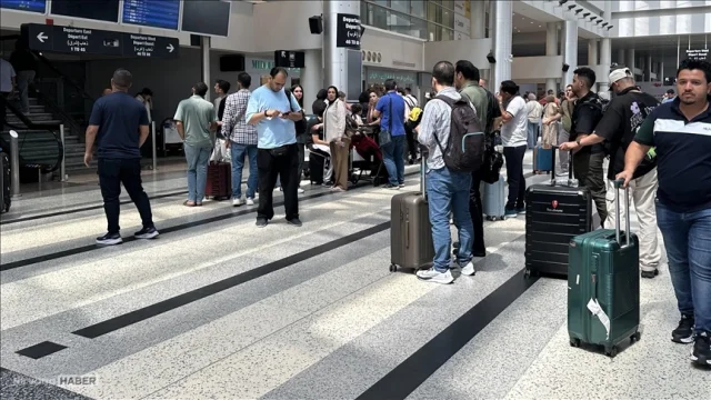 İsveç’ten İran’daki vatandaşlarına acil çağrı: Ülkeyi hemen terk edin