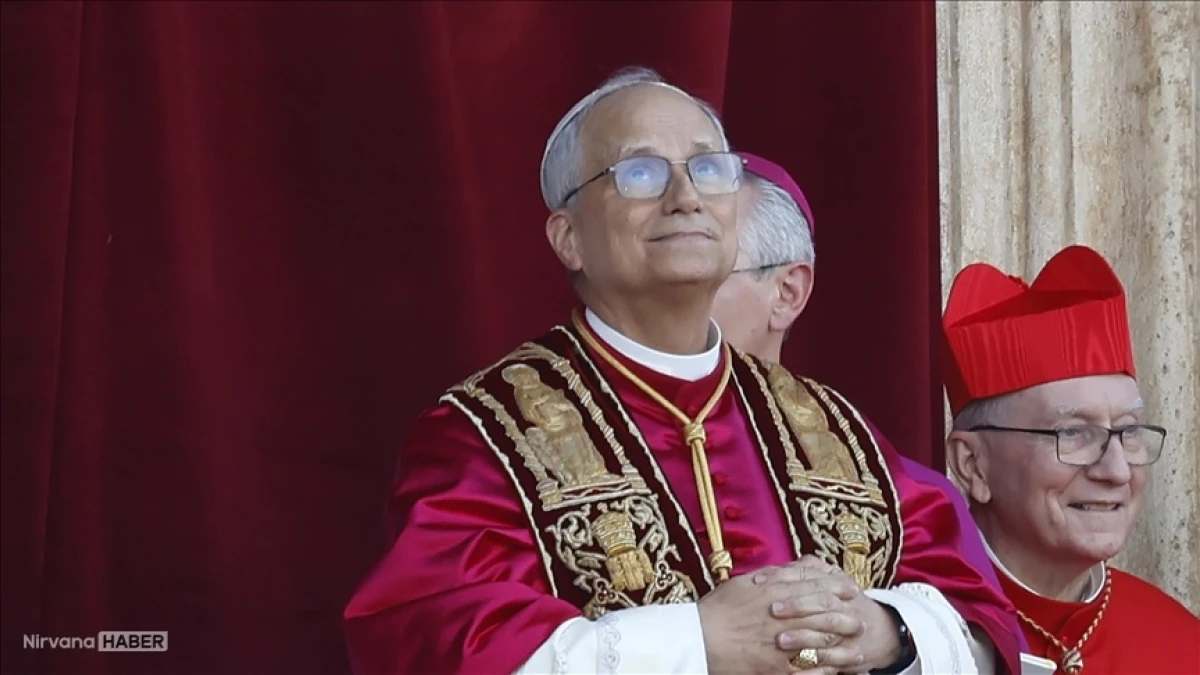 Papa’dan sert eleştiri: "Dünya bir avuç zorbanın elinde"
