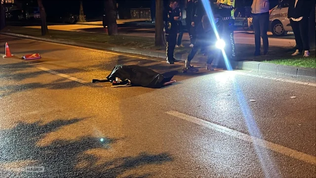 Bursa’da gece yarısı kaza: Motosikletli kurye hayatını kaybetti