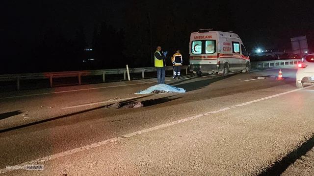 Bursa’da feci kaza: Yolun karşısına geçmek isteyen yaşlı adama çarptı