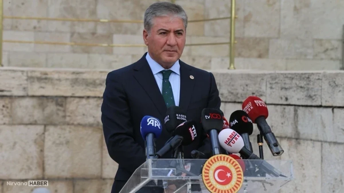 CHP MYK, Özgür Özel başkanlığında toplandı