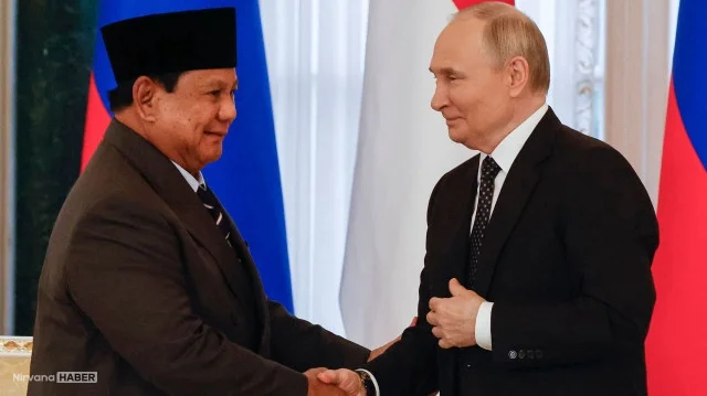 Putin ve Endonezya Lideri Subianto Moskova'da görüştü