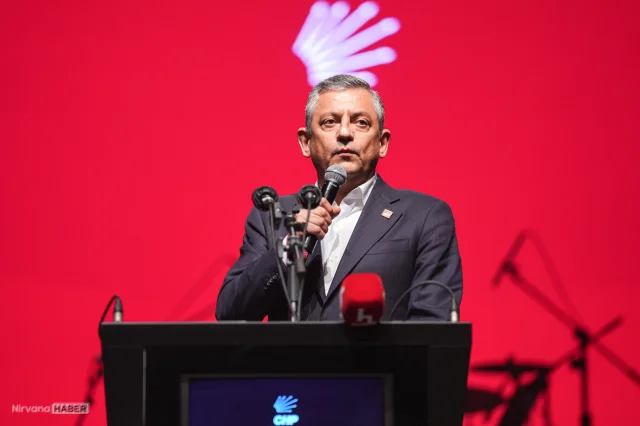 Özgür Özel’den dikkat çeken çağrı: “Herkes bu ülkenin yarınlarından sorumlu”