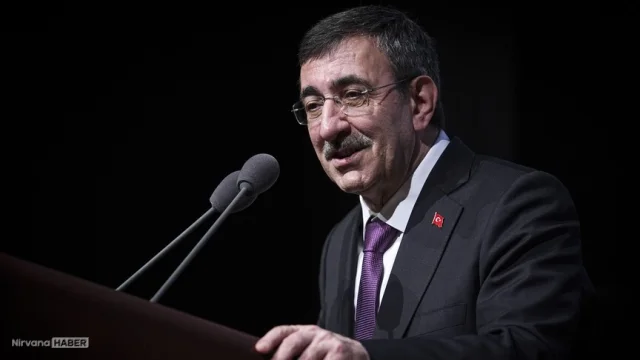 Cumhurbaşkanı Yardımcısı Yılmaz: "Türkiye yatırımcılar için güvenli liman"