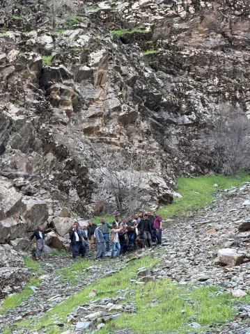Şırnak’ta bir vatandaş ışkın toplarken kayalıklardan düştü