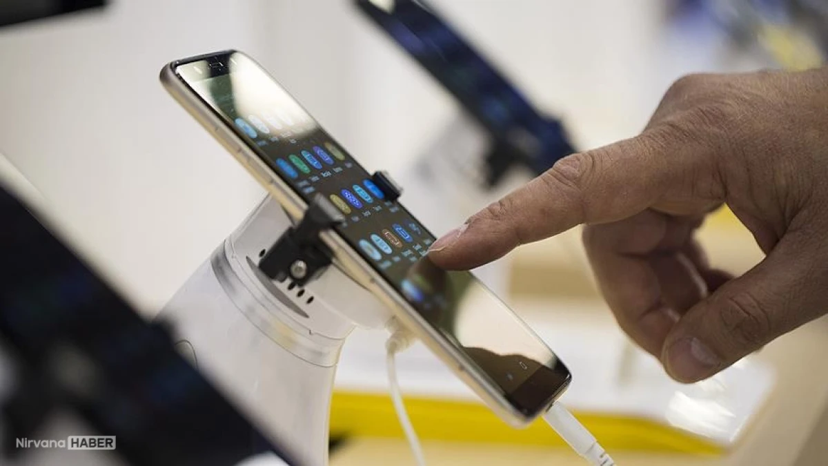 Dubai’de 7 rakamlı özel telefon numarası rekor fiyata satıldı