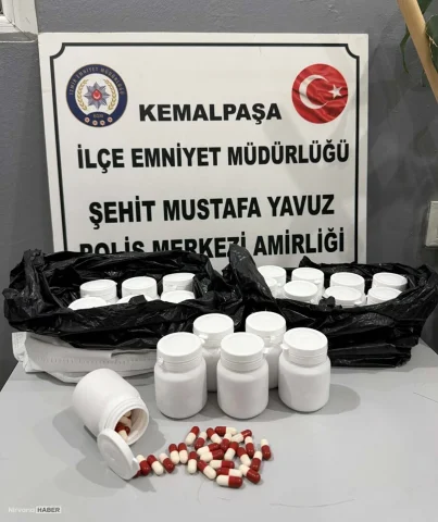 İzmir'de 1085 adet ecza hap ele geçirildi: 2 kişi tutuklandı