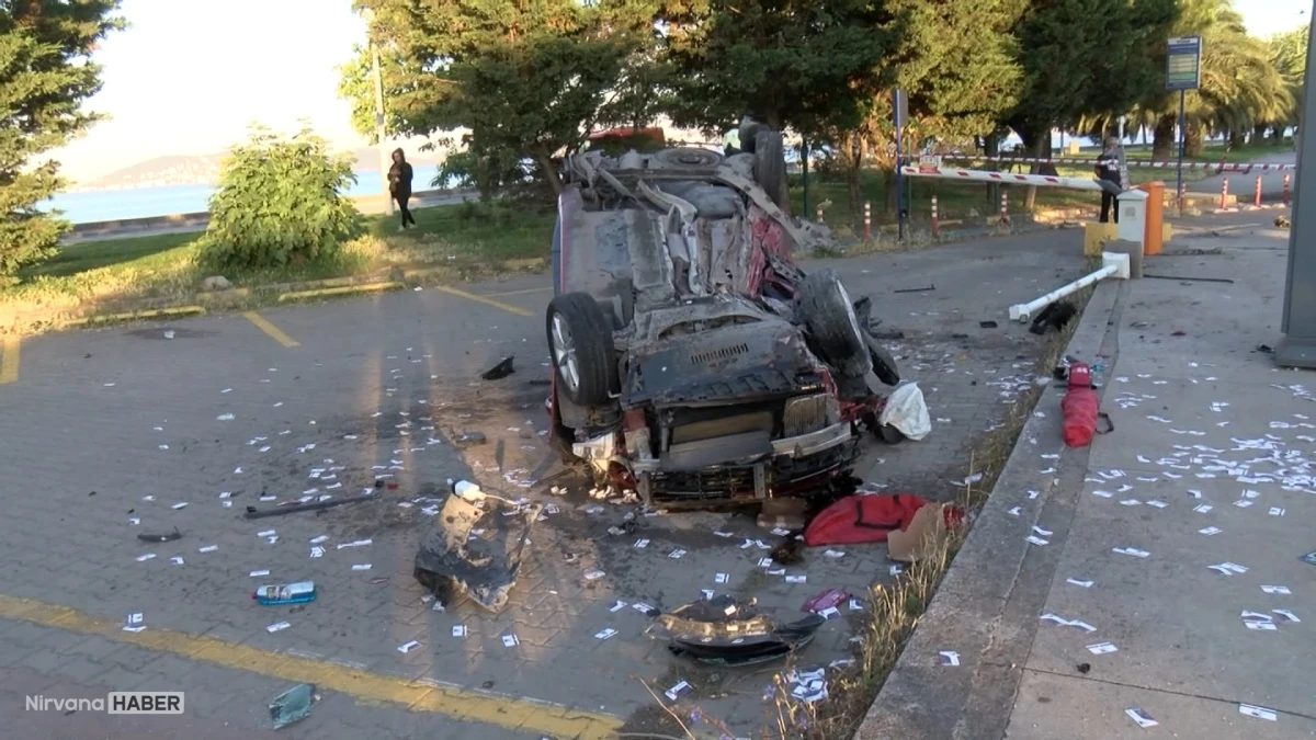 Kartal Sahil Yolu'nda takla atan otomobilin sürücüsü hastaneye kaldırıldı