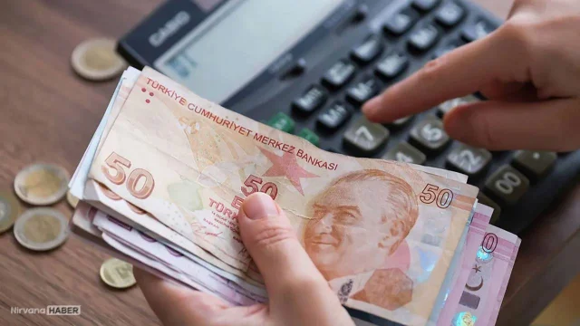 Memur ve emekli maaş zamları için yeni ihtimaller belli oldu