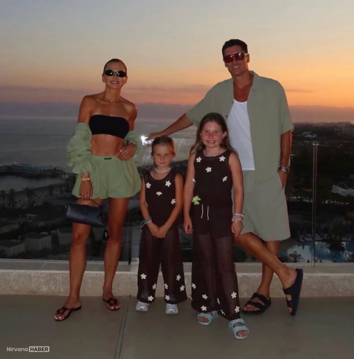 Polonyalı yıldız Lewandowski tatil için Antalya’yı seçti